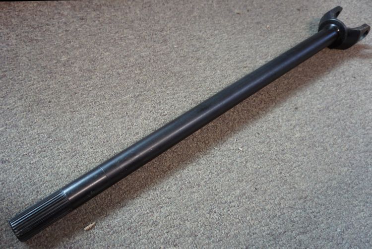 D44 Heavy Duty Inner Axle, Right 197177 Uses 760X