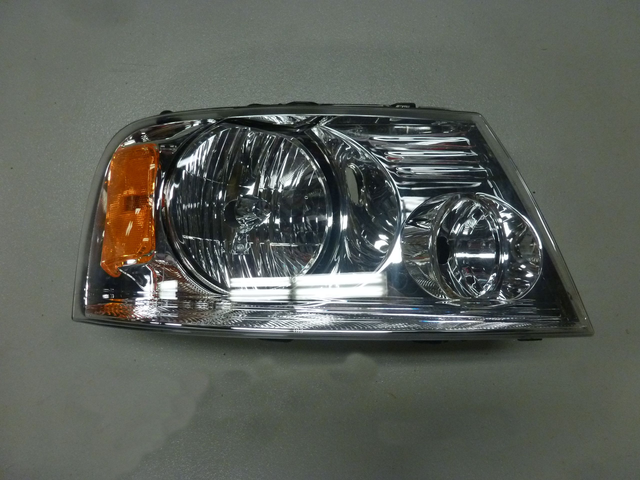 04-08 Head Light Assembly RH