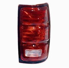 97-02 Taillight RH Expedition
