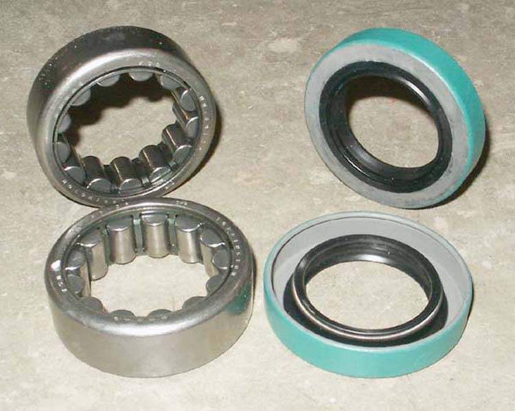 Ford Ranger 8.8 Wheel Bearings & Seals, Pair