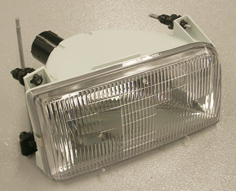 1992-1997 Ford Bronco and F-Series Truck Headlamp Lense RH (Passenger Side)