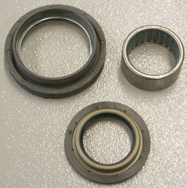 93-97 D50 OE Spicer Spindle Bearing and Seal Kit