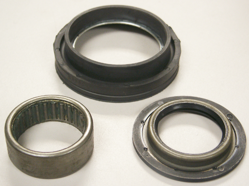 D35 Spicer Spindle Bearing Repair Kit