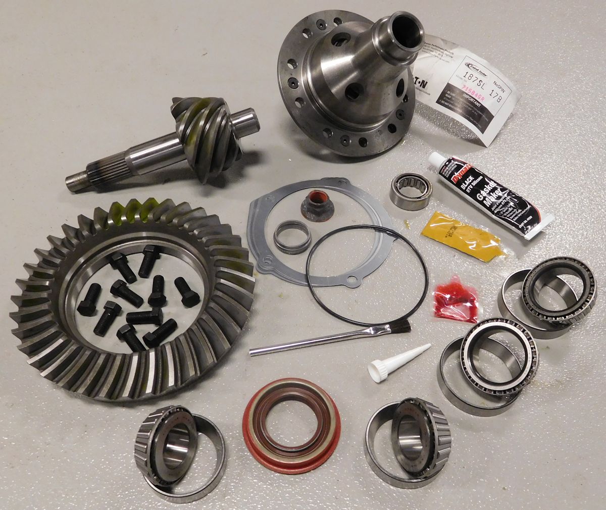 Ford 9 Rebuild Kit, Detroit Locker, RIng & Pinion ,Timken Bearings, 31 Spline