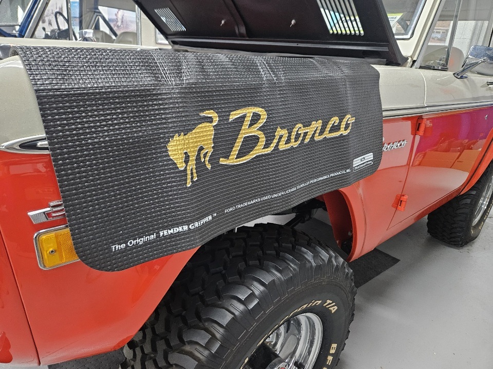 Fender Gripper Bronco Mat