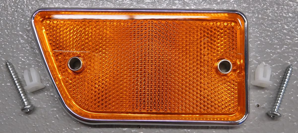 1967-1969 Ford Bronco Side Marker Reflector Amber, Right