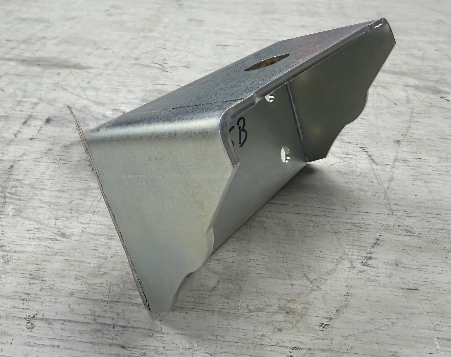 1966-77 Ford Bronco D20 Crossmember Side Bracket