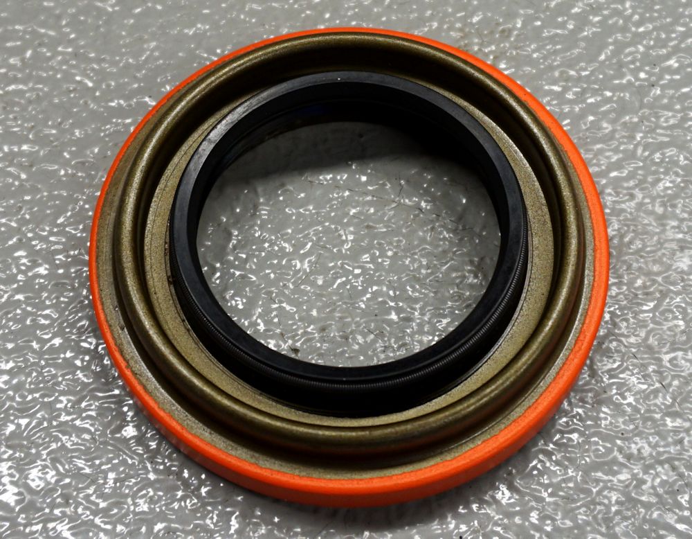 D60 Pinion Seal