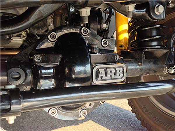 D44 ARB Black Nodular Iron Differential Cover