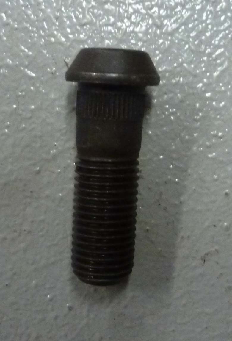 D44 Spindle Stud, Each 1993-96