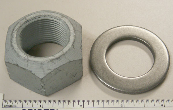 D80 Pinion Nut and Washer