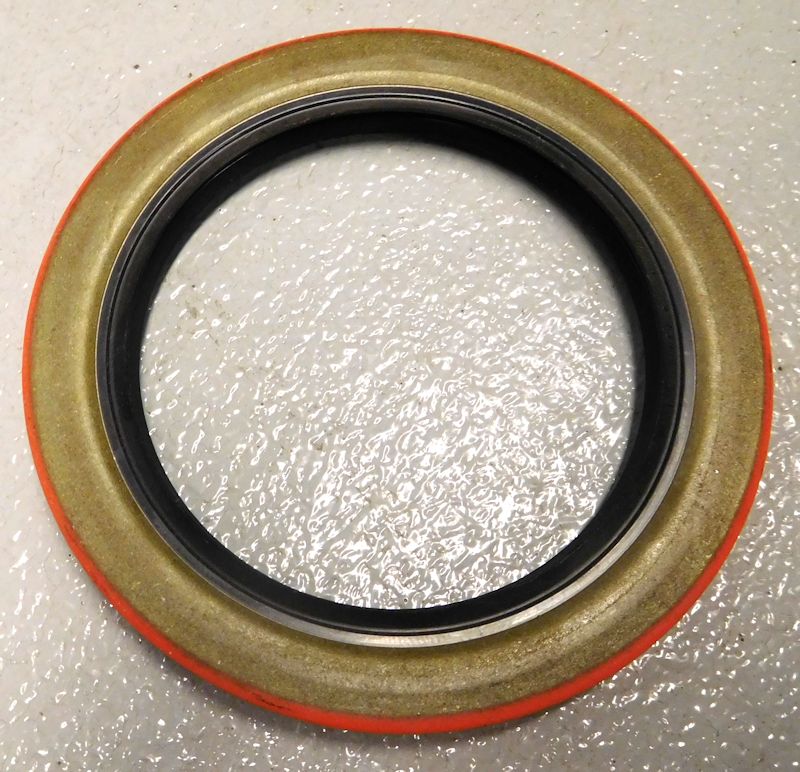 D60 Hub Oil Wheel Seal