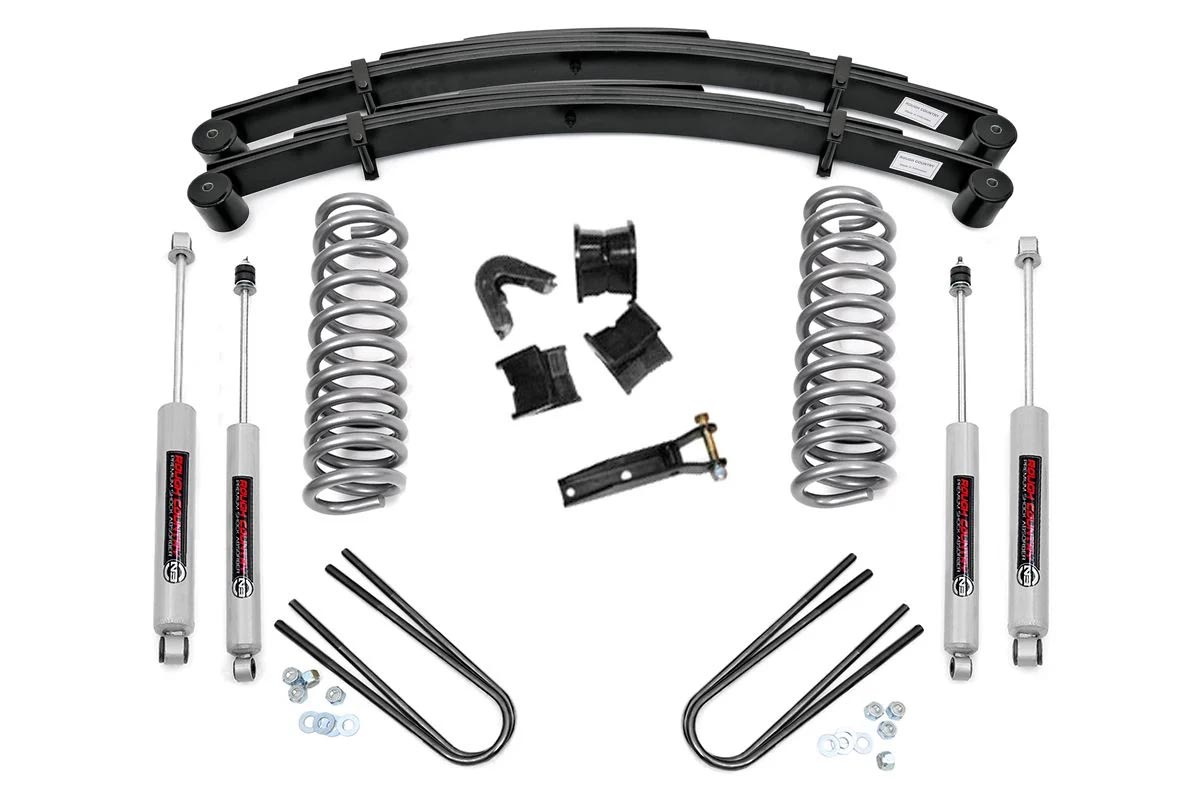 70-76 F100 4wd 2.5 inch Lift Kit with Rear Springs - Rough Country Suspension