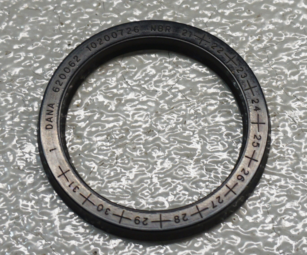 D60 OE Spicer Axle Spindle Seal