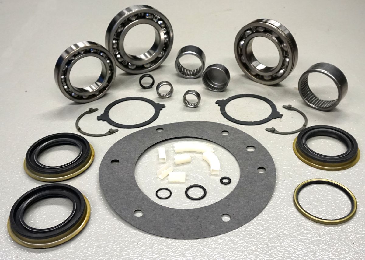 Super Duty NV271 & NV273 Transfer Case Master Bearing Gasket & Seal Kit